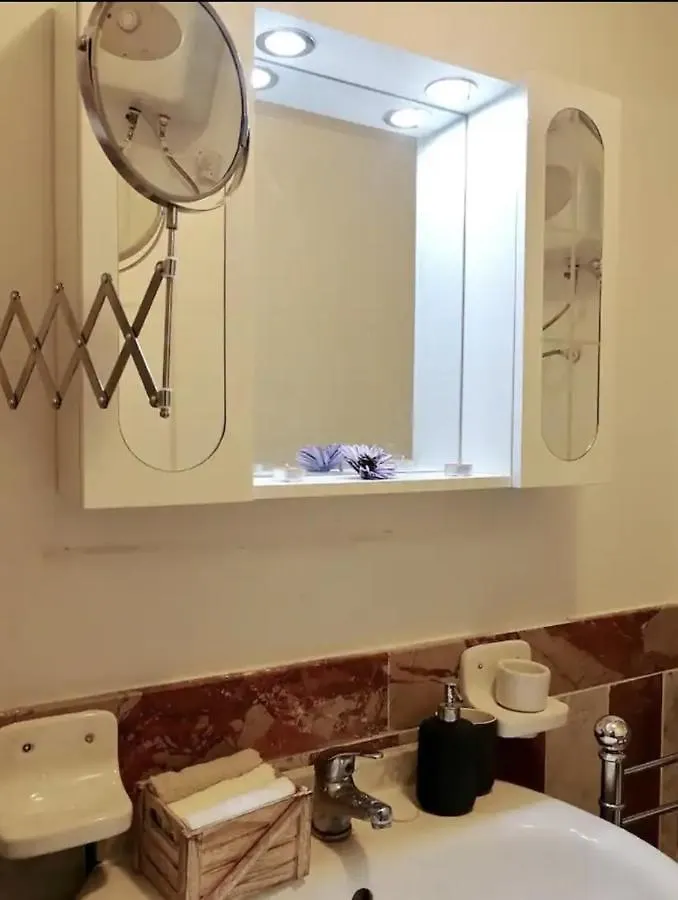 Maya'S Apartment Close To Ballaro Market And Central Station Palermo