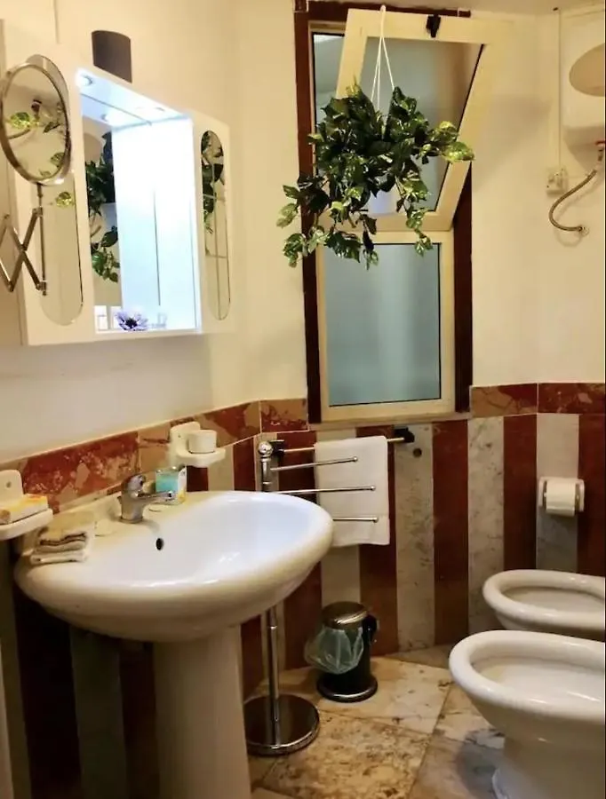 Maya'S Apartment Close To Ballaro Market And Central Station Palermo