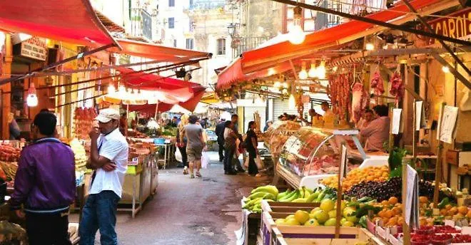 Maya'S Apartment Close To Ballaro Market And Central Station Palermo 0*,  Italy
